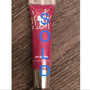 Victoria’s Secret Beauty Rush Gloss Shineberry NWT